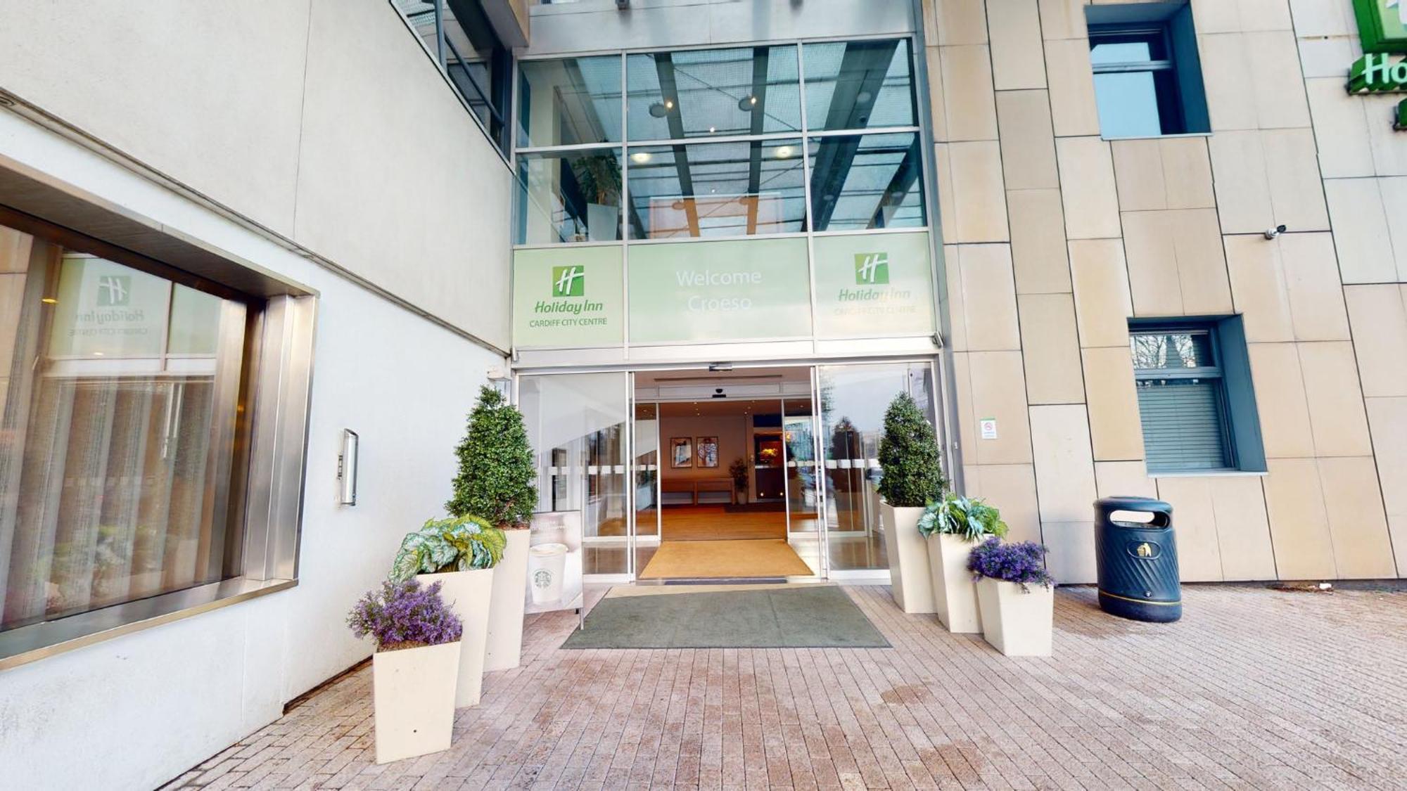 Holiday Inn Cardiff City By Ihg Exterior foto
